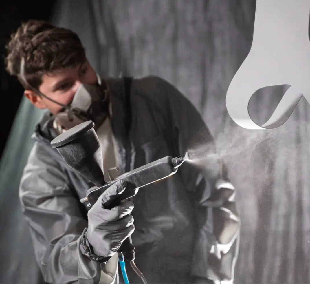 Lakýrník pro zakázkovou výrobu interiérů